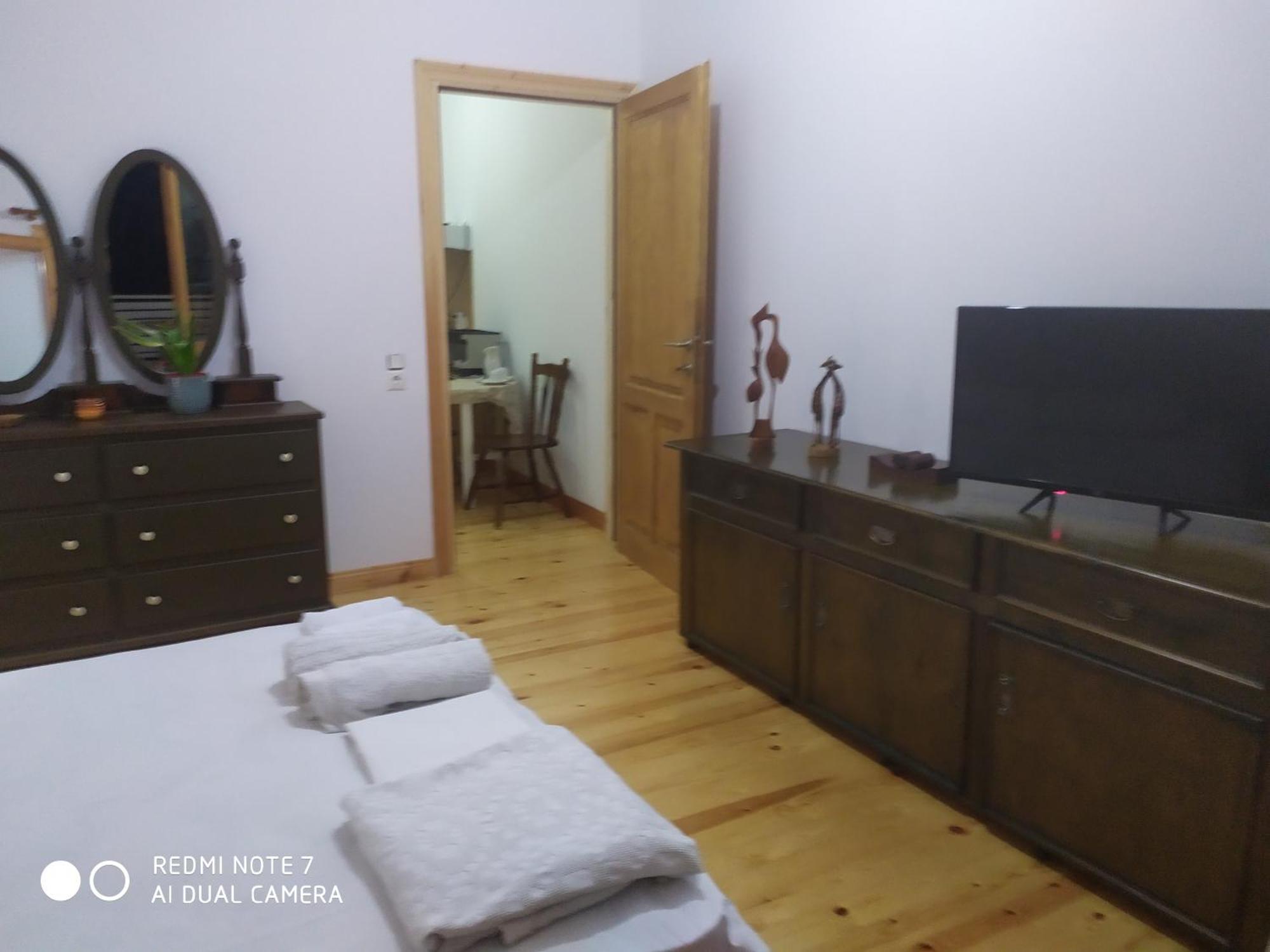 Lenia Studios Kalamitsi  Luaran gambar